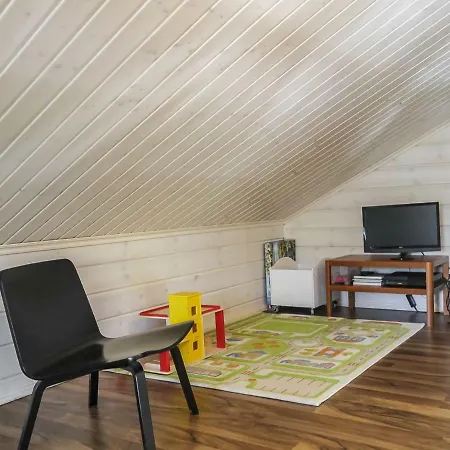 Holiday home Holiday Aihki B By Interhome *